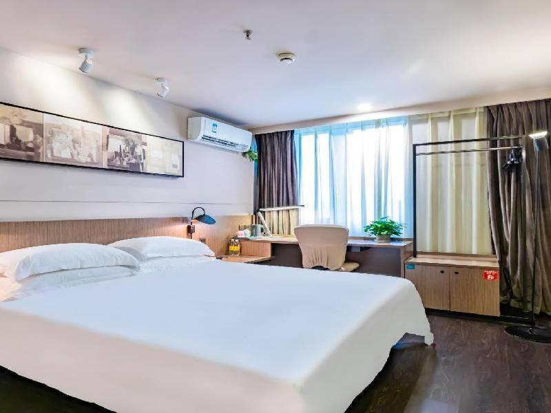 Jinjiang Inn Select Hangzhou Binjiang University Town Puyan Metro Station Esterno foto